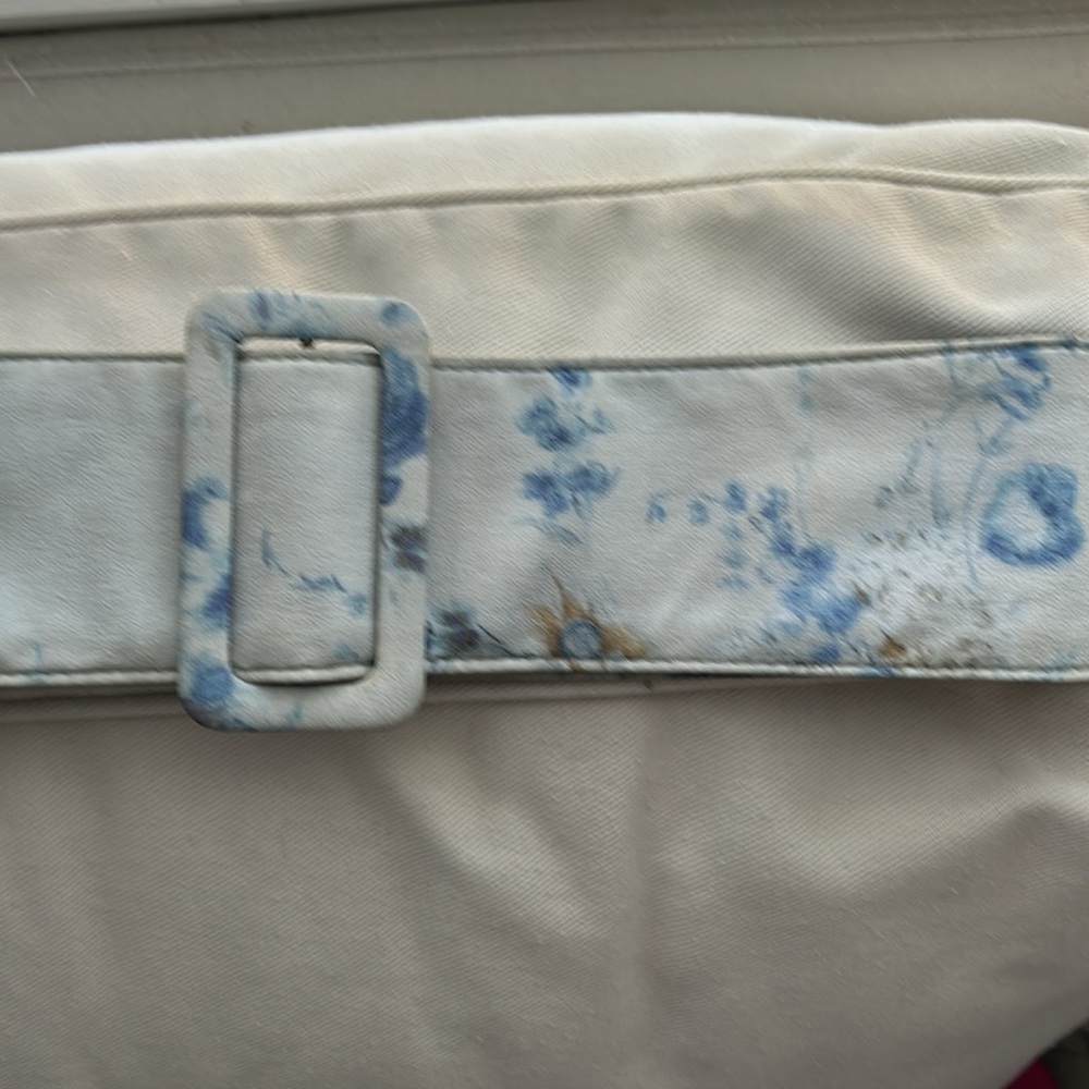 100% silk grey-blue floral belt